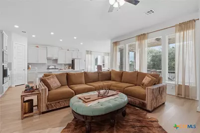 339 Sugarcane, New Braunfels, TX 78132 - Photo 14
