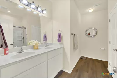 124 Laurel Grace Lane, New Braunfels, TX 78130 - Photo 14
