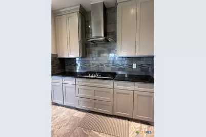 224 Alysheba Dr, Victoria, TX 77901 - Photo 8