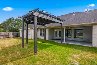 202 Ridge View, Victoria, TX 77904 - Photo 4
