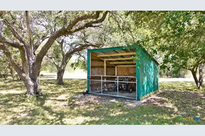 280 Hebron Church Road, Yoakum, TX 77995 - Photo 12