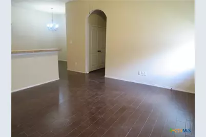 554 Creekside Circle, New Braunfels, TX 78130 - Photo 6