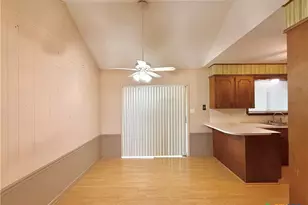 49 Villafranca Rd, Victoria, TX 77904 - Photo 12