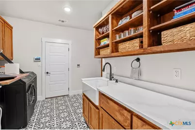 8451 Spring Creek Loop, Salado, TX 76571 - Photo 18