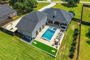 8451 Spring Creek Loop, Salado, TX 76571 - Photo 4