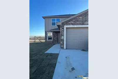 1919 Castroville Trail #A & B, Copperas Cove, TX 76522 - Photo 2
