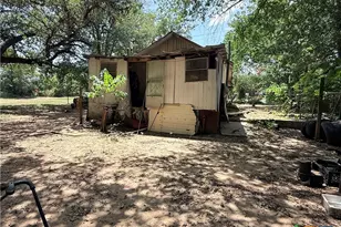 1414 Main St, Blanco, TX 78606 - Photo 2