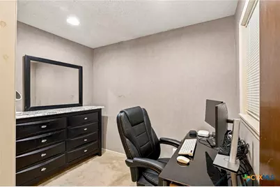 217 Kirkwall Street, Victoria, TX 77904 - Photo 8