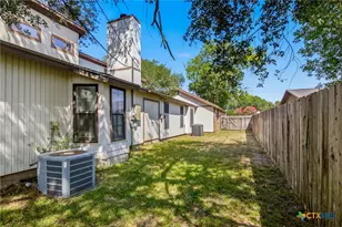 217 Kirkwall St, Victoria, TX 77904 - Photo 32