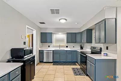 217 Kirkwall Street, Victoria, TX 77904 - Photo 12