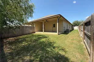 424 Jack Rabbit Ln, Buda, TX 78610 - Photo 16