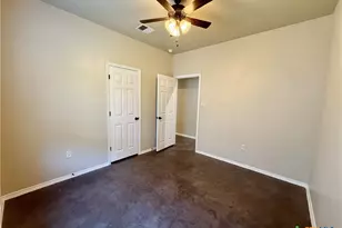 424 Jack Rabbit Ln, Buda, TX 78610 - Photo 6