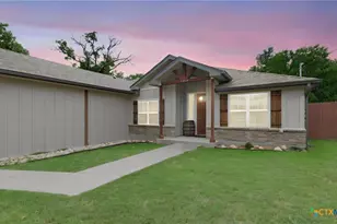 1202 S Willis St, Lampasas, TX 76550 - Photo 1