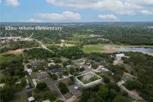 1202 S Willis St, Lampasas, TX 76550 - Photo 34
