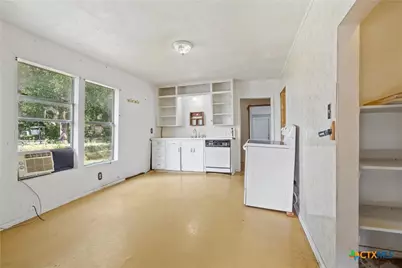 201 N Kings Trail, Little River-Academy, TX 76554 - Photo 6