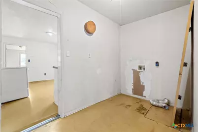 201 N Kings Trail, Little River-Academy, TX 76554 - Photo 16
