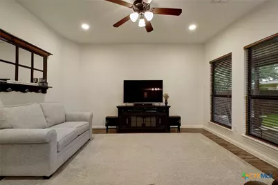2251 Hazelwood, New Braunfels, TX 78130 - Photo 4
