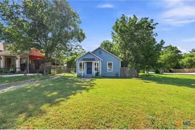 915 S 2nd Street, Temple, TX 76504 - Photo 2
