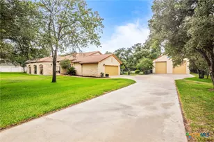 166 Post Oak Bend, Inez, TX 77968 - Photo 44