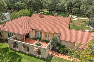 166 Post Oak Bend, Inez, TX 77968 - Photo 2