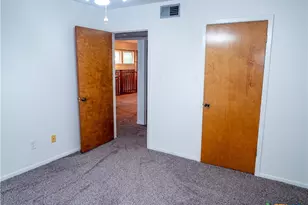 201 Heather St, Victoria, TX 77904 - Photo 6