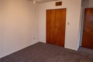 201 Heather St, Victoria, TX 77904 - Photo 4