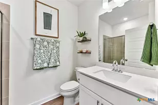 10909 Tallsalt Dr, Austin, TX 78754 - Photo 10