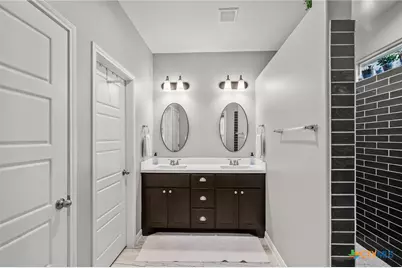 115 Dripping Spring, Victoria, TX 77904 - Photo 14