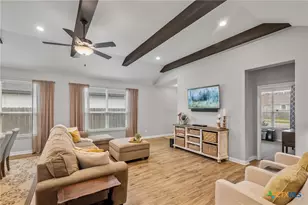 115 Dripping Spring, Victoria, TX 77904 - Photo 4