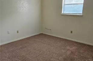 102 E Avenue A, Copperas Cove, TX 76522 - Photo 6
