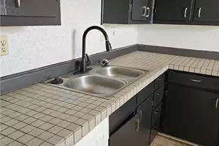 102 E Avenue A, Copperas Cove, TX 76522 - Photo 8