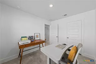 601 Campus St, Troy, TX 76579 - Photo 24