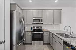 601 Campus St, Troy, TX 76579 - Photo 8