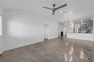 601 Campus St, Troy, TX 76579 - Photo 18