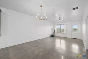601 Campus St, Troy, TX 76579 - Photo 14