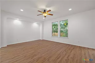 1464 Jordan Crossing, New Braunfels, TX 78130 - Photo 18