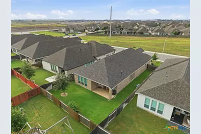 1916 Highland, Seguin, TX 78155 - Photo 24