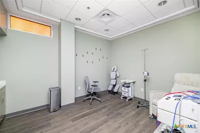 2101 Houston Highway, Victoria, TX 77901 - Photo 40