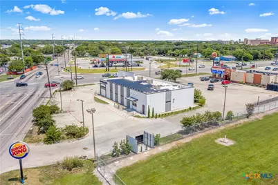 2101 Houston Highway, Victoria, TX 77901 - Photo 6