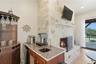628 Country Ln, Canyon Lake, TX 78133 - Photo 4