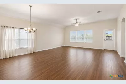 750 Cornflower Court, New Braunfels, TX 78130 - Photo 6