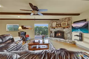 435 Nancy Dr, Canyon Lake, TX 78133 - Photo 10