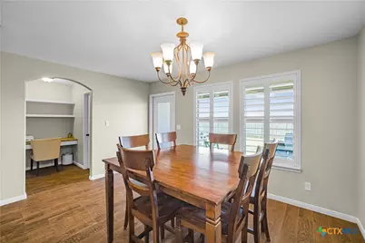 111 Gabbiano Court, Victoria, TX 77904 - Photo 8