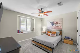 111 Gabbiano Ct, Victoria, TX 77904 - Photo 14