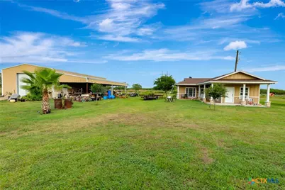 1207 Friar Rd, Cuero, TX 77954 - Photo 36