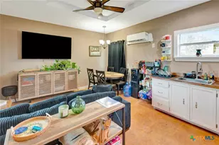 1207 Friar Rd, Cuero, TX 77954 - Photo 26