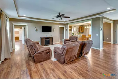 1207 Friar Rd, Cuero, TX 77954 - Photo 4