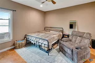 1207 Friar Rd, Cuero, TX 77954 - Photo 28