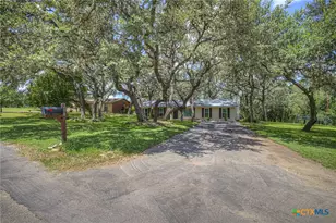 208 Reimer Ave, San Marcos, TX 78666 - Photo 8