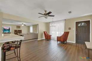 208 Reimer Ave, San Marcos, TX 78666 - Photo 10